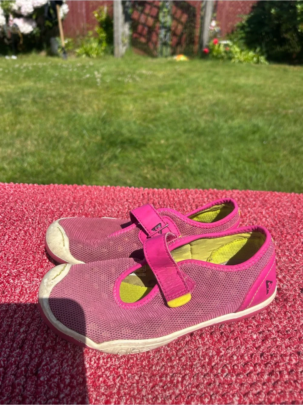 Plae Girls Elise Electric Fuchsia Sneakers Knit Pink Slip On  Shoes Size 13.5